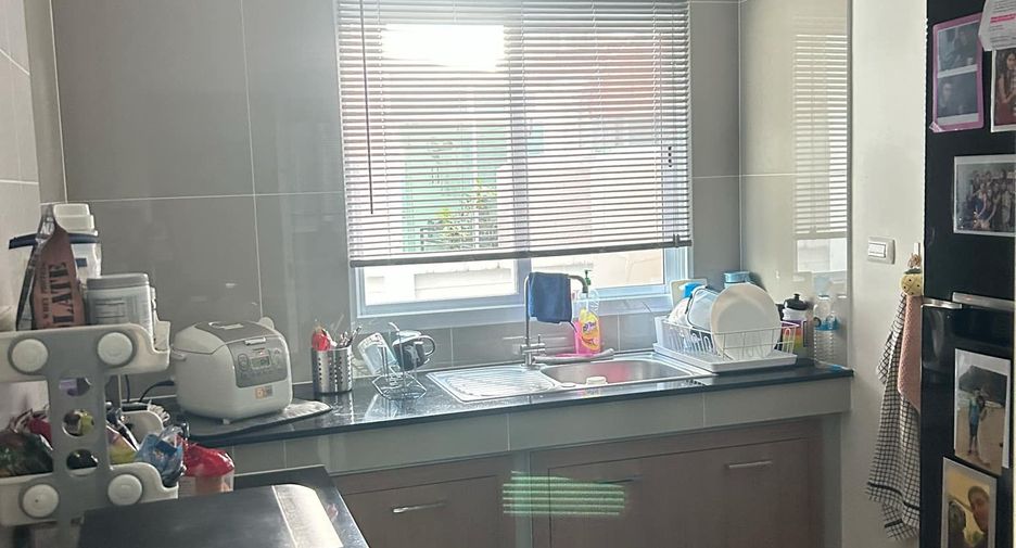 Haus zur Miete mit 3 Zimmer in Mueang Phuket, Phuket