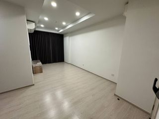 Продажа 2 спальни кондо в Пхра Кханонг, Бангкок