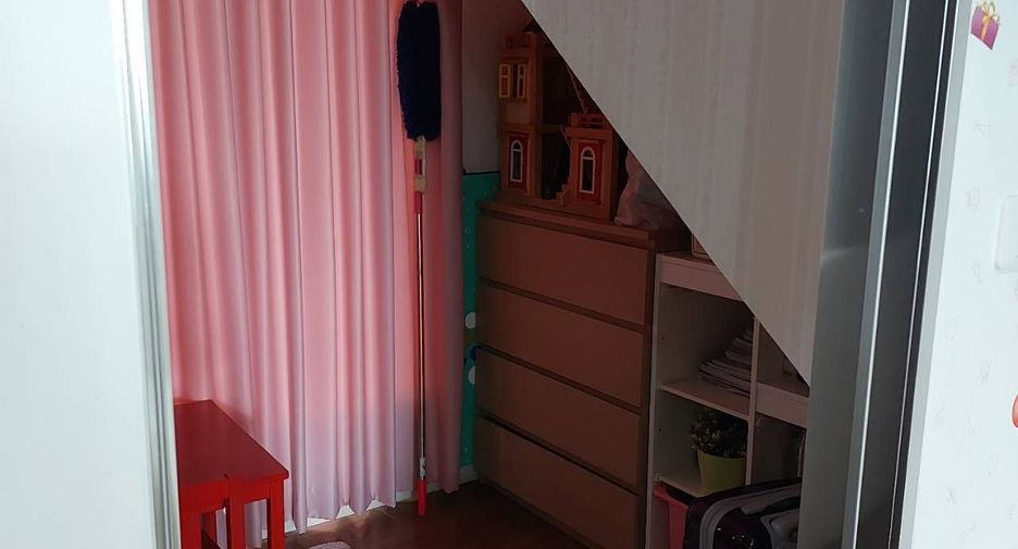 Haus zum Kauf mit 3 Zimmer in Khlong Toei, Bangkok
