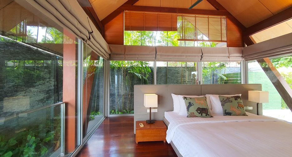 For rent 5 bedrooms villa in Thalang, Phuket
