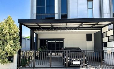 For sale 4 bedrooms townhouse in Sai Mai, Bangkok