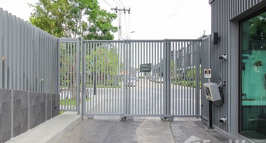 出售 4 卧室 联排别墅 在 Sai Mai, 曼谷