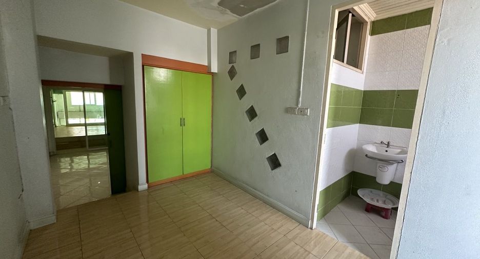 出售 6 卧室 商业空间 在 Bang Lamung, Chon Buri