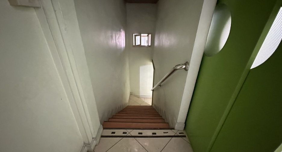 出售 6 卧室 商业空间 在 Bang Lamung, Chon Buri
