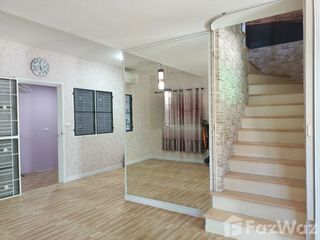 Reihenhaus zum Kauf mit 3 Zimmer in Lat Krabang, Bangkok