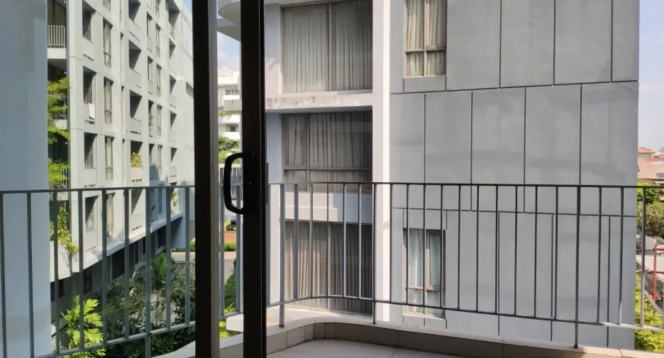 For sale and for rent 2 bedrooms condo in Watthana, Bangkok