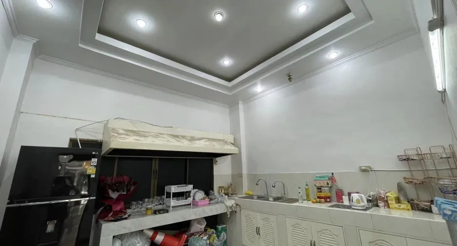 For sale 3 bedrooms retail Space in Bang Lamung, Chonburi