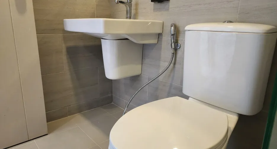 For sale 1 bed condo in Mueang Rayong, Rayong