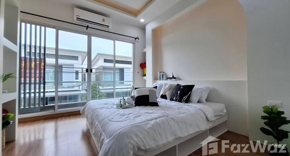 Casa en venta de 3 habitaciones en Bang Khun Thian, Bangkok