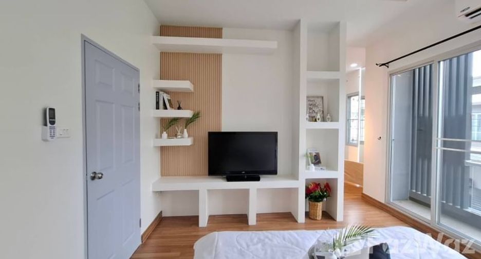 Casa en venta de 3 habitaciones en Bang Khun Thian, Bangkok