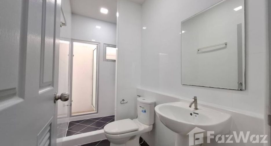 Casa en venta de 3 habitaciones en Bang Khun Thian, Bangkok