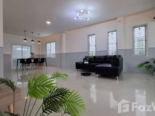For sale 3 bedrooms house in Bang Khun Thian, Bangkok