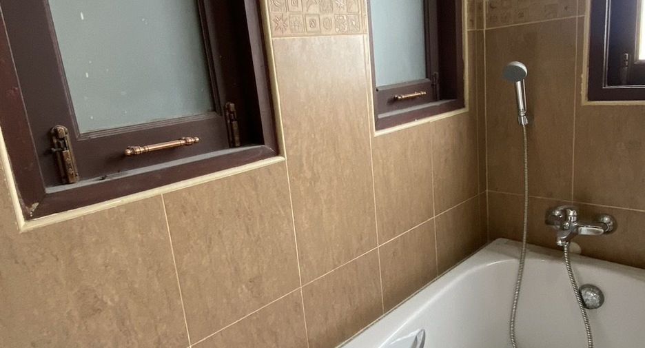 For sale 3 bedrooms house in Bang Lamung, Chonburi