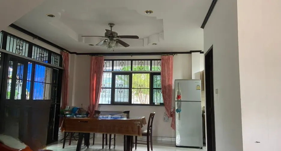 For sale 3 bedrooms house in Bang Lamung, Chonburi