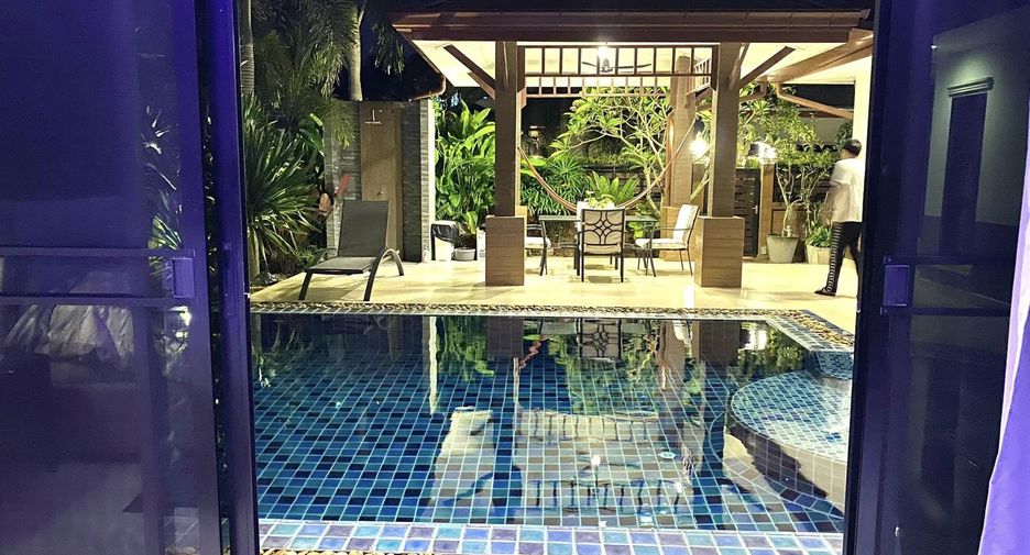 Villa en alquiler de 3 habitaciones en Bang Lamung, Chonburi