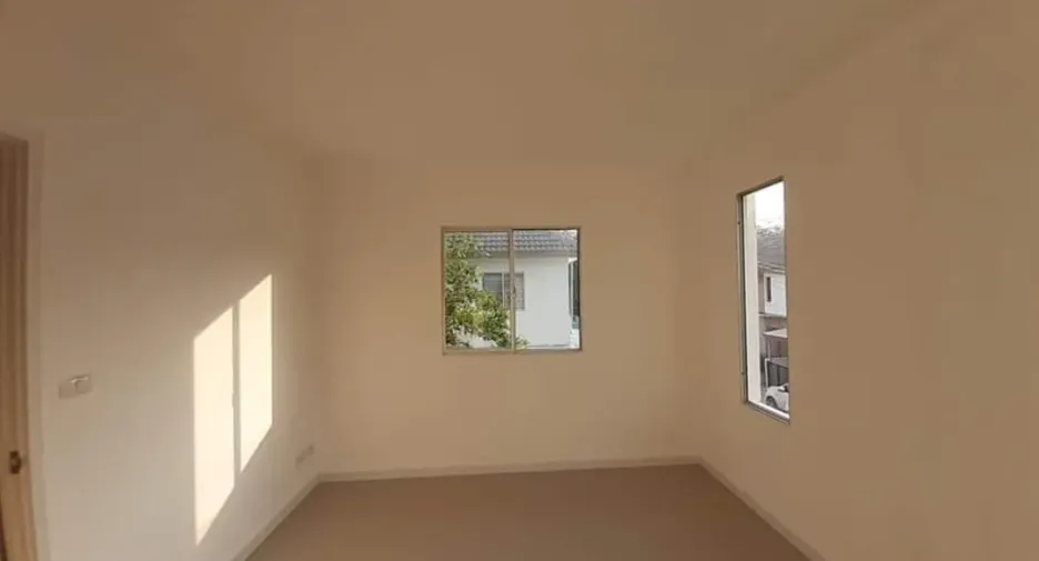 For sale 3 bedrooms townhouse in Phra Samut Chedi, Samut Prakan