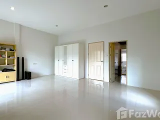 Reihenhaus zum Kauf mit 2 Zimmer in Mueang Chon Buri, Chonburi
