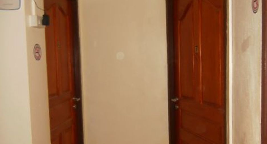 Reihenhaus zum Kauf mit 15 Zimmer in Bang Lamung, Chonburi