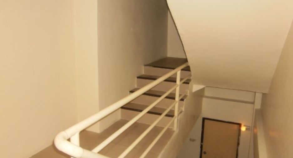 Reihenhaus zum Kauf mit 15 Zimmer in Bang Lamung, Chonburi