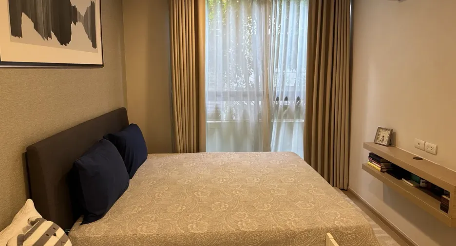 For sale 3 bedrooms condo in Khlong Toei, Bangkok