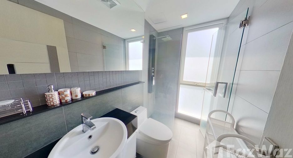 For sale 3 bedrooms condo in Bang Lamung, Chonburi