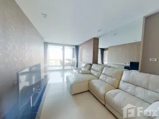 For sale 3 ベッドルーム condo in Bang Lamung, Chonburi
