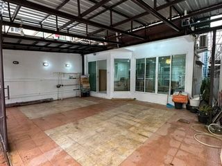 For sale and for rent 2 bedrooms house in Din Daeng, Bangkok