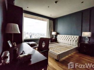 Condo en venta de 3 habitaciones en Sathon, Bangkok