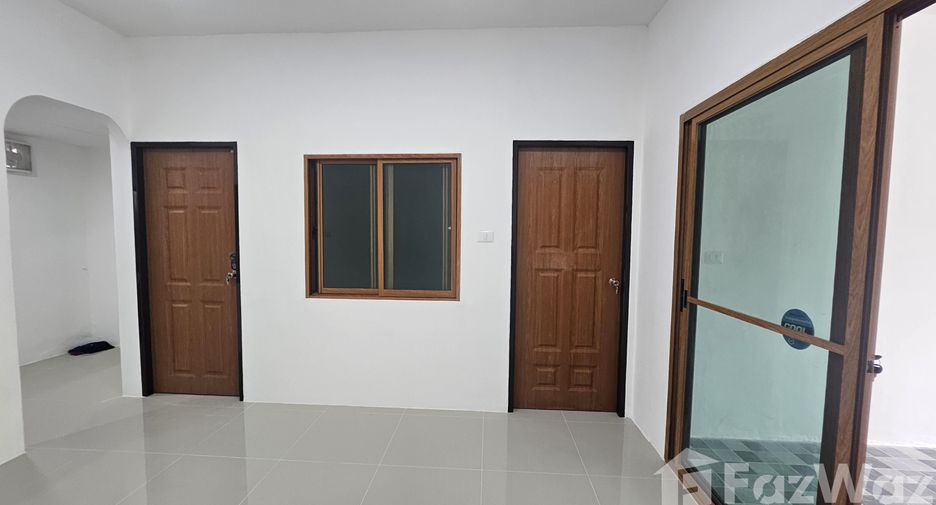 For sale 2 bedrooms townhouse in Mueang Nakhon Pathom, Nakhon Pathom