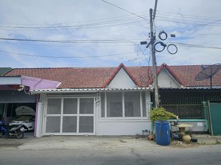 For sale 2 bedrooms townhouse in Mueang Nakhon Pathom, Nakhon Pathom