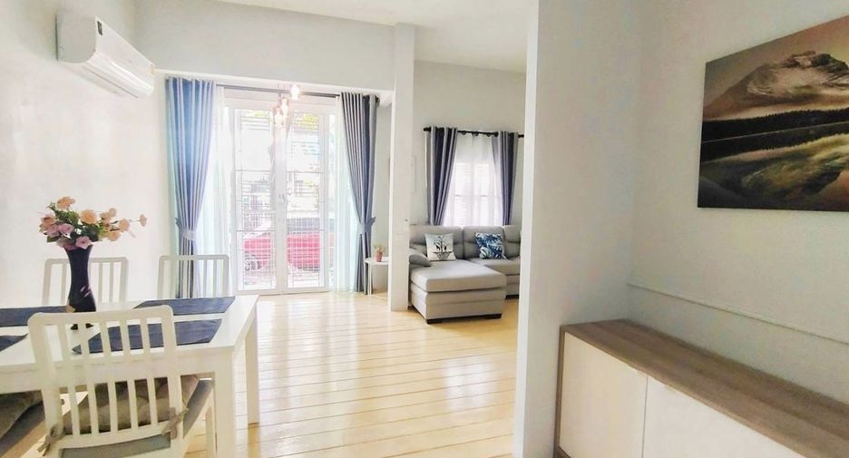 For rent 3 bedrooms townhouse in Pak Kret, Nonthaburi