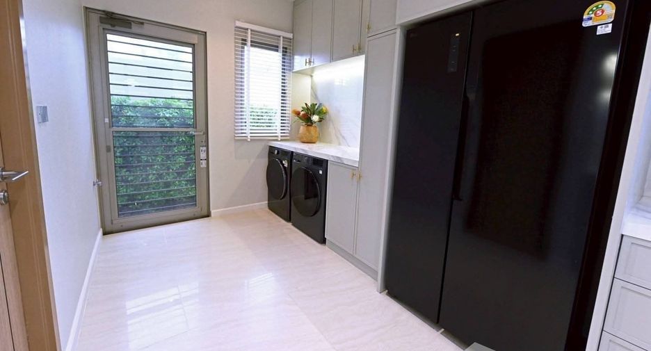 For sale and for rent 4 bedrooms house in Bang Lamung, Chonburi