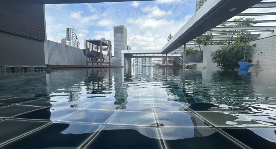 For sale and for rent 2 bedrooms condo in Watthana, Bangkok