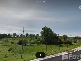 出售 土地 在 Thap Sakae, 班武里府