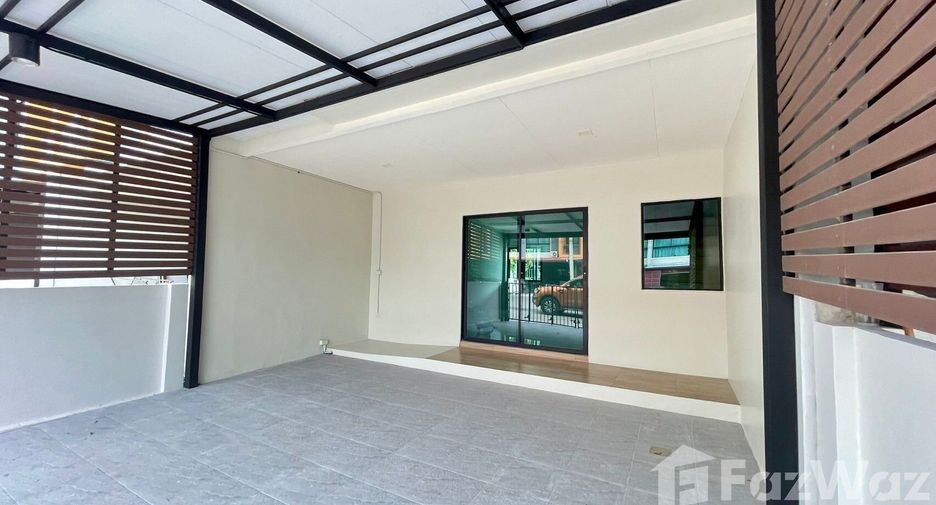 For sale 4 bedrooms townhouse in Bang Bo, Samut Prakan