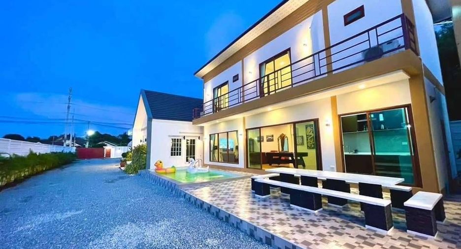 For sale 6 ベッドルーム villa in Bang Lamung, Chonburi