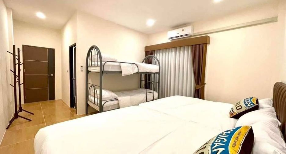For sale 6 ベッドルーム villa in Bang Lamung, Chonburi