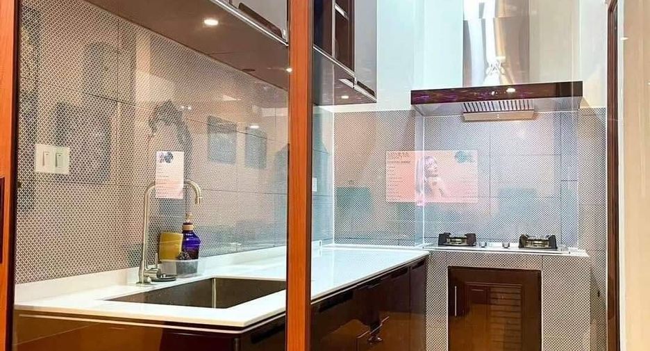 For sale 6 ベッドルーム villa in Bang Lamung, Chonburi