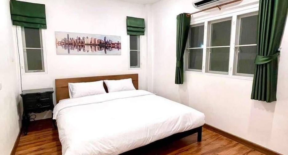 For sale 6 ベッドルーム villa in Bang Lamung, Chonburi