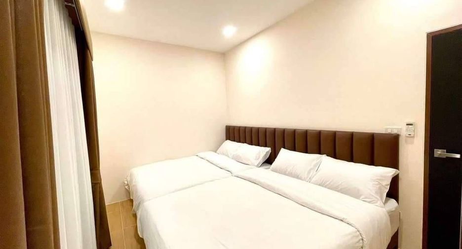 For sale 6 ベッドルーム villa in Bang Lamung, Chonburi