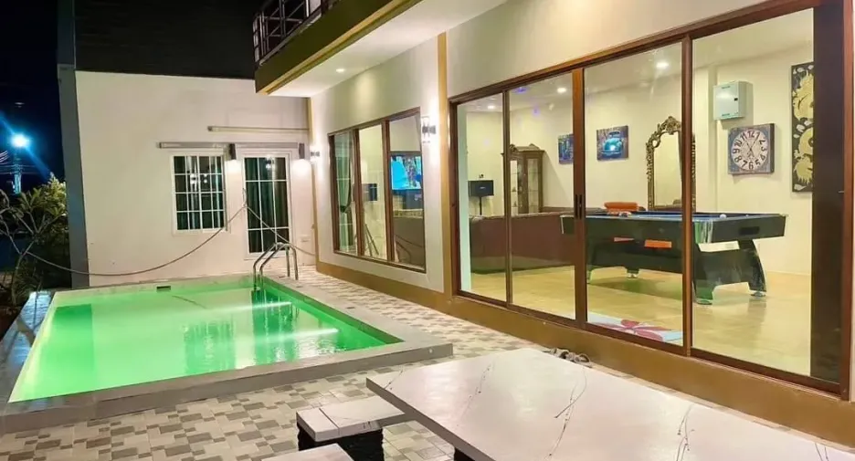 For sale 6 bedrooms villa in Bang Lamung, Chonburi
