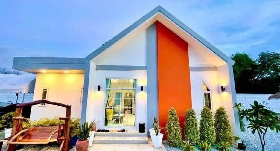 For sale 6 ベッドルーム villa in Bang Lamung, Chonburi