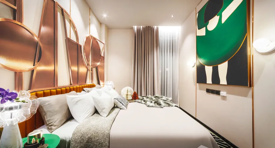 For sale 3 bedrooms condo in Khlong Toei, Bangkok