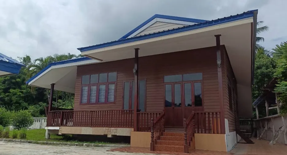 For sale 8 bedrooms house in Mueang Lop Buri, Lopburi