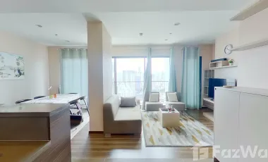 Condo en venta y en alquiler de 3 habitaciones en Khlong San, Bangkok