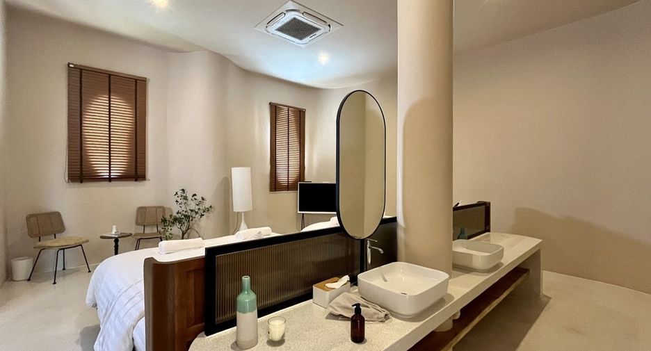 For sale and for rent 9 bedrooms villa in Bang Lamung, Chonburi