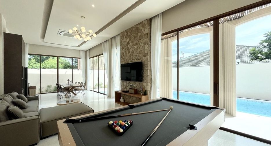 For sale and for rent 9 bedrooms villa in Bang Lamung, Chonburi