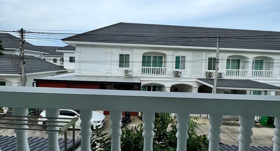 For rent 3 bedrooms house in Mueang Phuket, Phuket