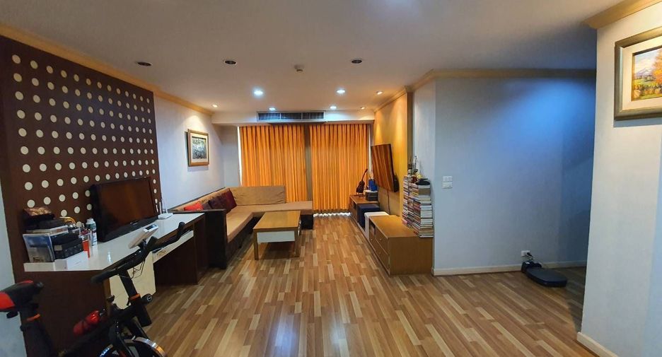For sale 2 bedrooms condo in Watthana, Bangkok