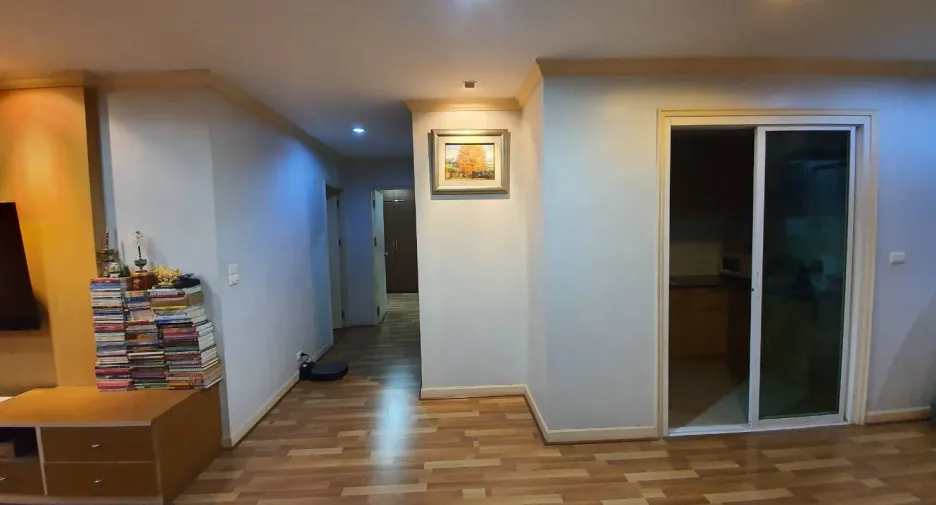 For sale 2 bedrooms condo in Watthana, Bangkok
